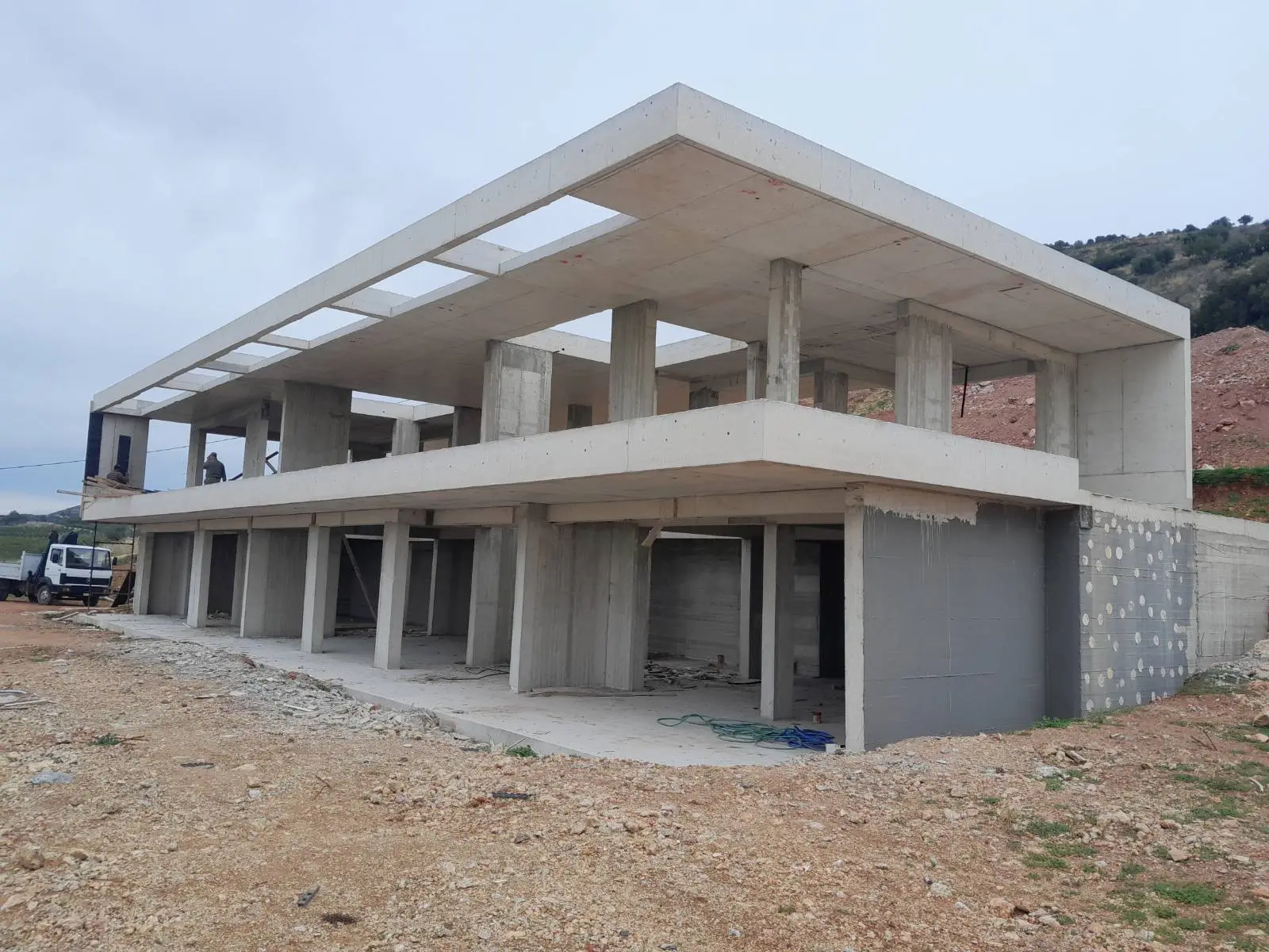 Σκυροδετήσεις κατοικίας στο Δρέπανο